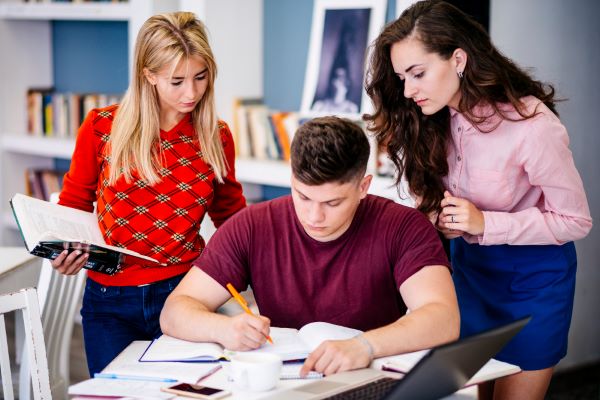 Why VCANXL Stands Out As The Best Dasuya IELTS Centre